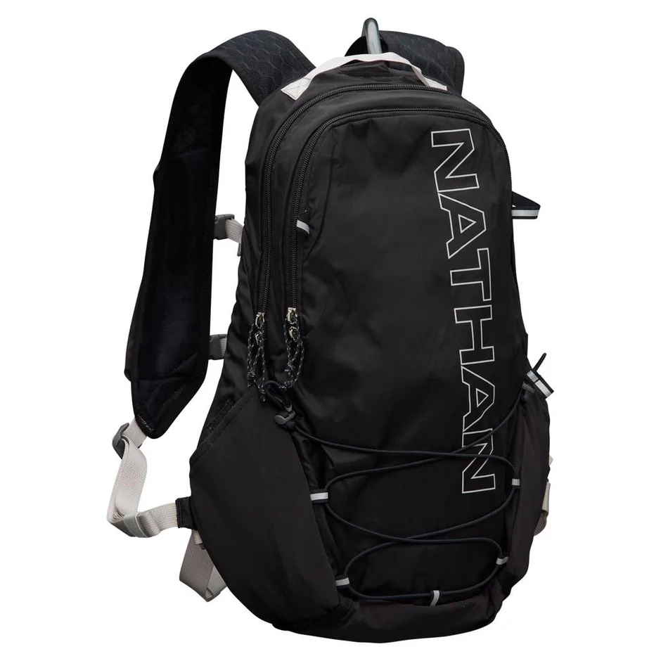 Nathan Crossover Pack 15L Black/Vapor Grey OSFM